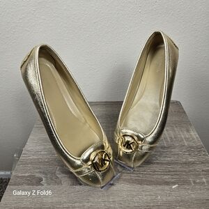 Michael Kors Women’s Flats Size 9.5M Gold Metallic MK Logo Slip-On Comfort Flats